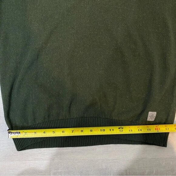 Jack & Jones L Jacob Crew Neck in Hunter Green 100% Cotton - Picture 10 of 16